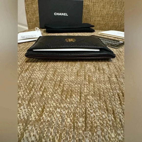 ❤️ Authentic Chanel Classic Card Holder Black Caviar Leather W/ Receipt & Box ❤️ - Picture 8 of 12